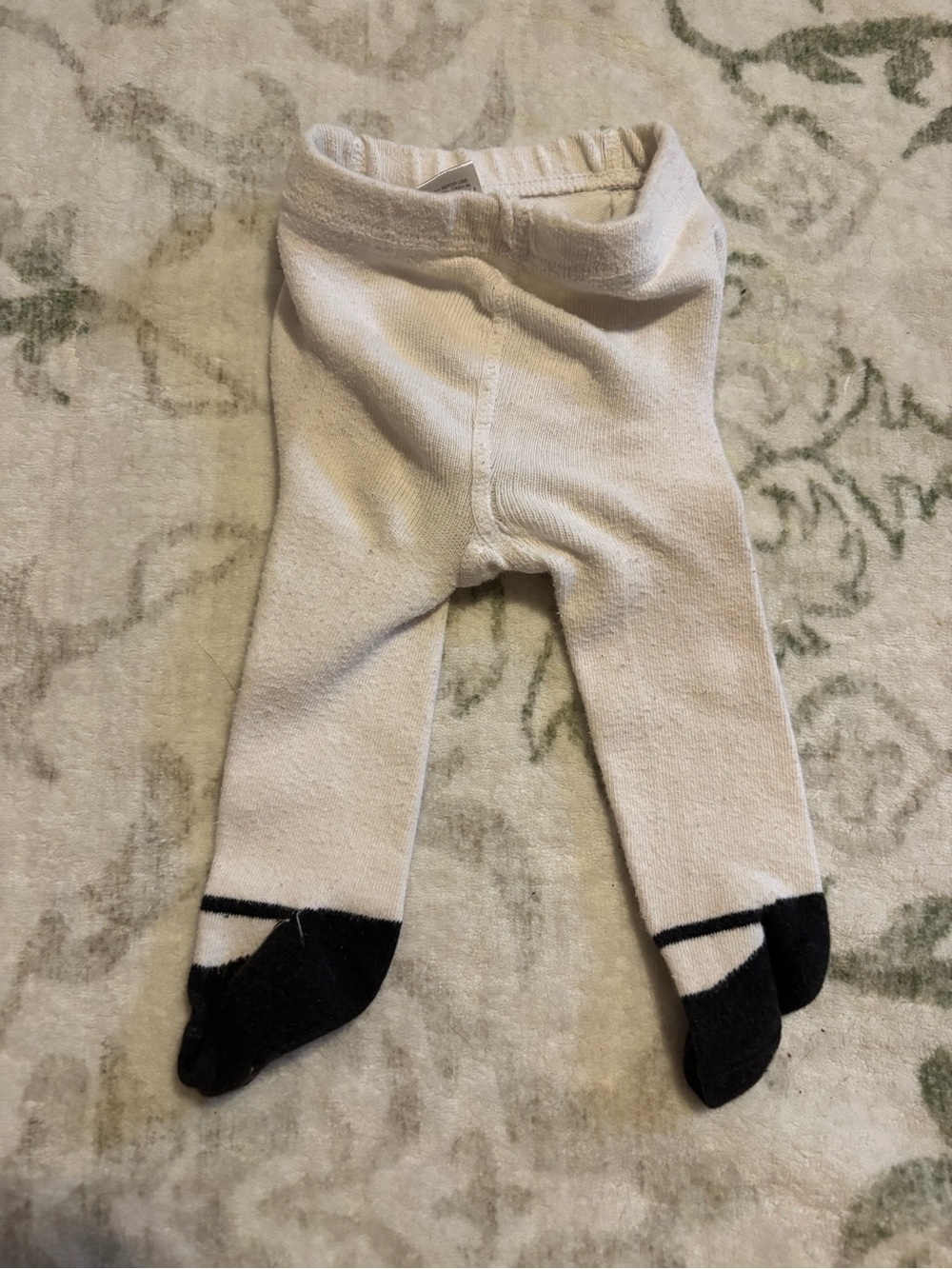 ✨5/$10 Baby Gear white Footed Tights with Black Toes